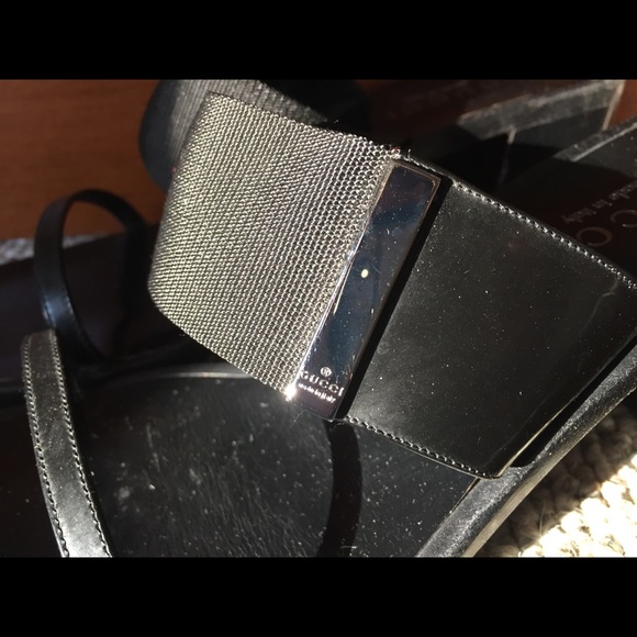 SOLD Gucci authentic sandals size 9 1/2 mint! - Picture 4 of 8